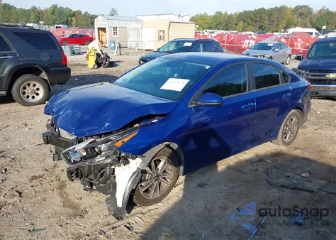 2024 Kia Forte Lxs z USA, uszkodzony, nr VIN 3KPF24AD3RE709118